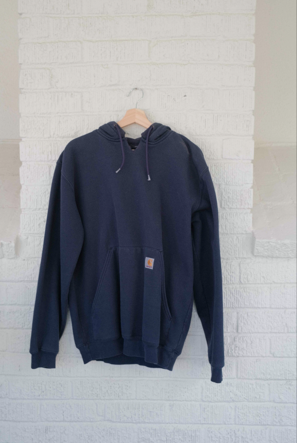 00s Carhartt Navy Hoodie